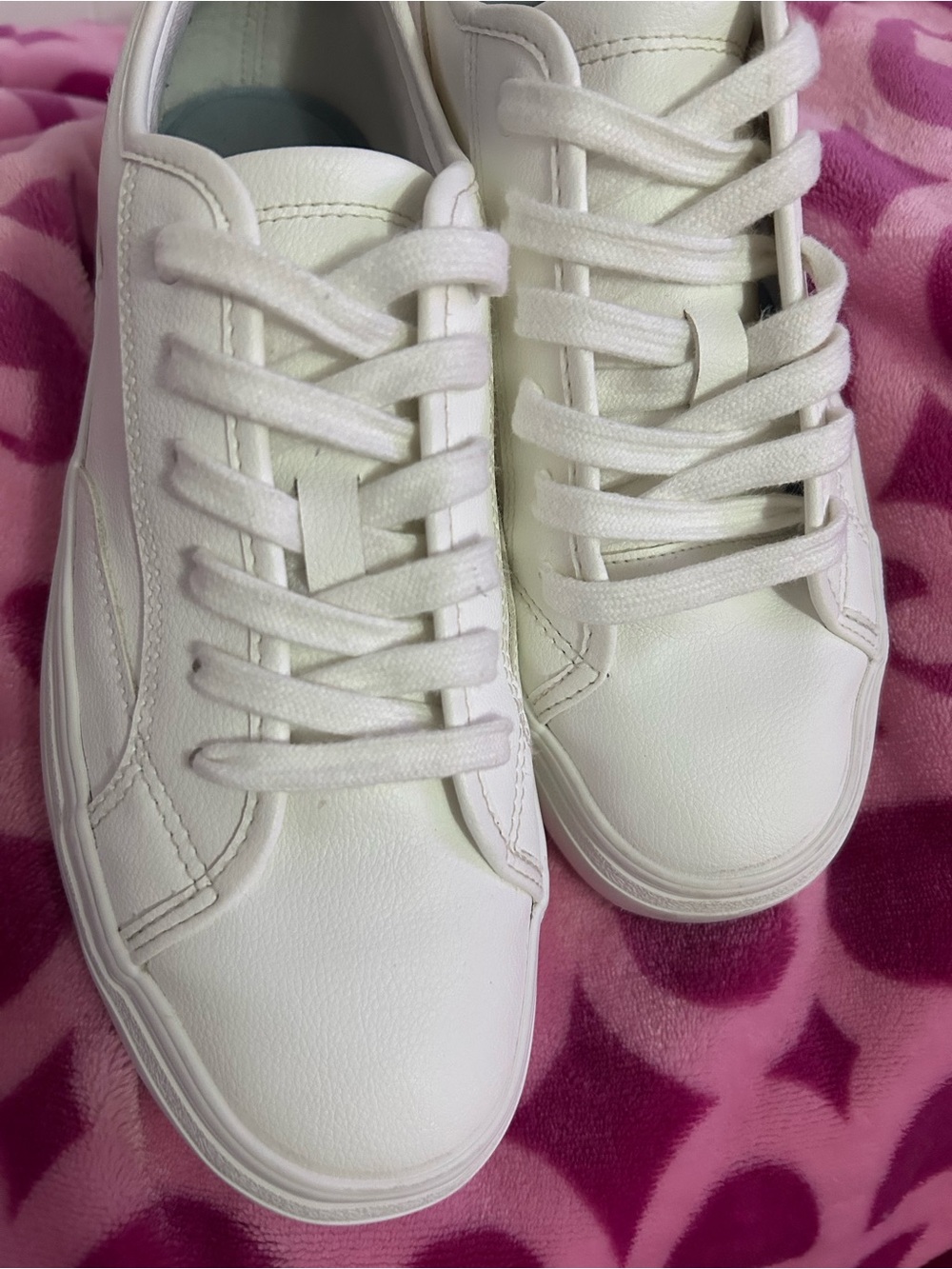 Zara White Low-Top Lace-Up Sneakers